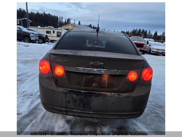 1G1PE5SB3E7422377 Chevrolet Cruze