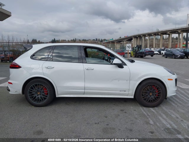 Porsche Cayenne Gts 2016 WP1AD2A22GLA70921 Image 13