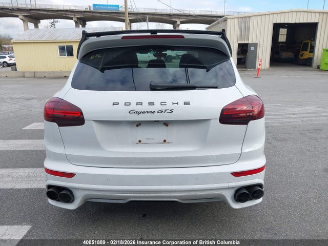 Porsche Cayenne Gts 2016 WP1AD2A22GLA70921 Image 16