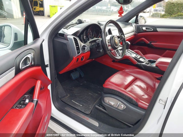 Porsche Cayenne Gts 2016 WP1AD2A22GLA70921 Image 19