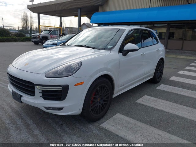 Porsche Cayenne Gts 2016 WP1AD2A22GLA70921 Image 2