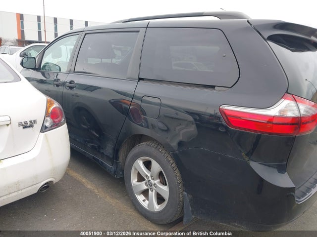 Toyota Sienna L 2020 5TDZZ3DC5LS070825 Image 3