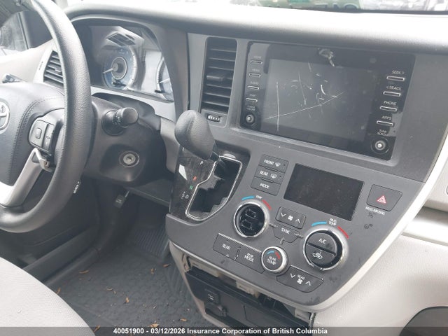 Toyota Sienna L 2020 5TDZZ3DC5LS070825 Image 6