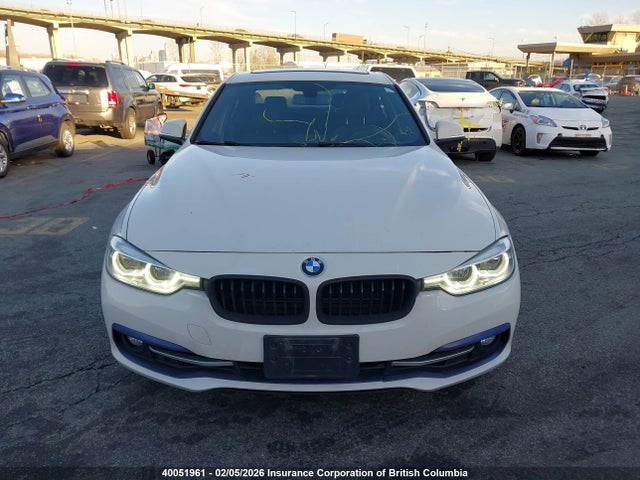 WBA8D9C54JEB35005 BMW 330I