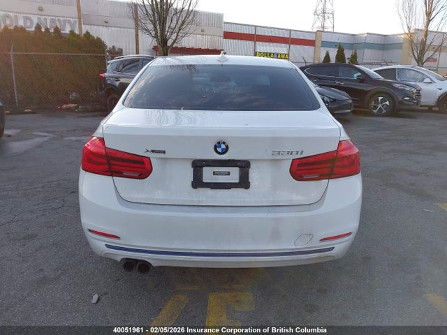 WBA8D9C54JEB35005 BMW 330I