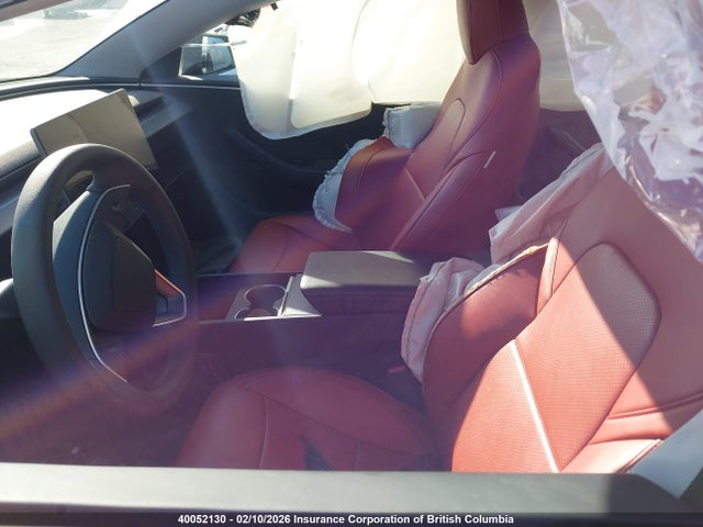 5YJ3E1EB5SF884147 Tesla MODEL 3