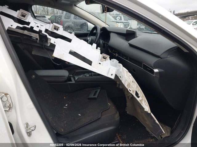 JM1BPBCL7M1303525 Mazda 3 Preferred