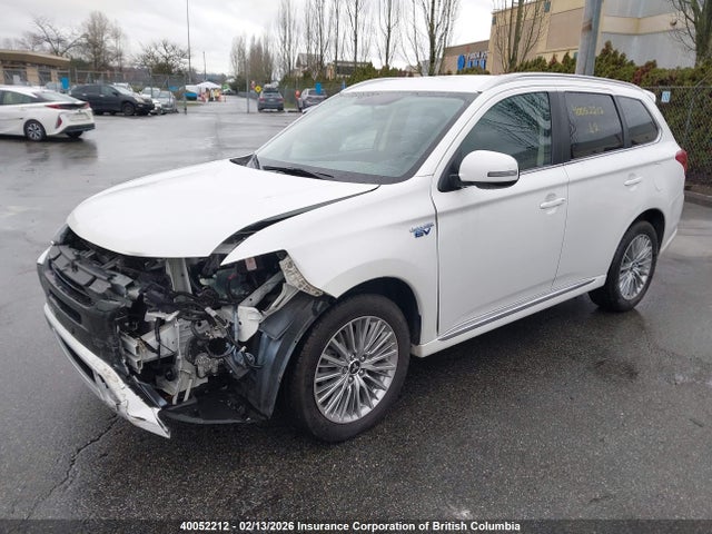 Mitsubishi Outlander Sel/le/gt 2022 JA4J2VA70NZ617063 Image 2