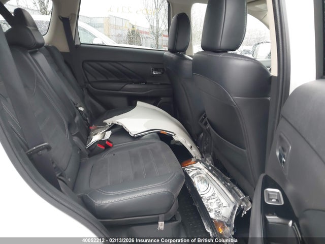 Mitsubishi Outlander Sel/le/gt 2022 JA4J2VA70NZ617063 Image 8
