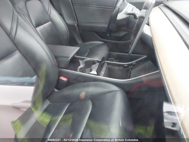 5YJ3E1EB0KF214313 Tesla MODEL 3
