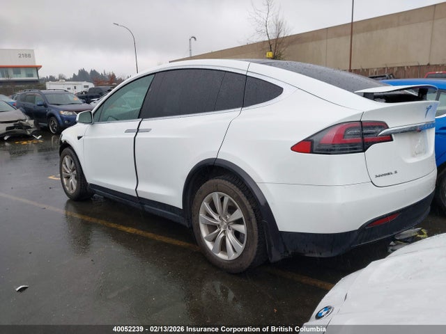 5YJXCDE27HF078926 Tesla Model X Awd/standard Range