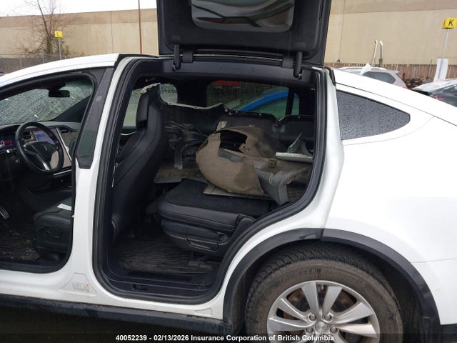 5YJXCDE27HF078926 Tesla Model X Awd/standard Range