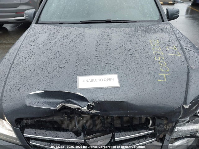 Mercedes-Benz C 300 4matic 2014 WDDGF8AB1EA962875 Image 10
