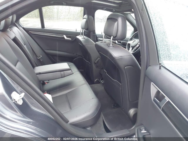 Mercedes-Benz C 300 4matic 2014 WDDGF8AB1EA962875 Image 8