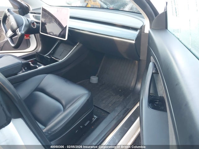 5YJ3E1EA1LF794499 Tesla MODEL 3