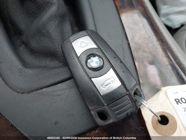 Продажа на аукционе авто 2008 Bmw 328xi, vin: WBAVC735X8KX90594, номер лота: 40052326
