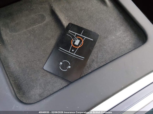 5YJ3E1EA6NF235100 Tesla MODEL 3