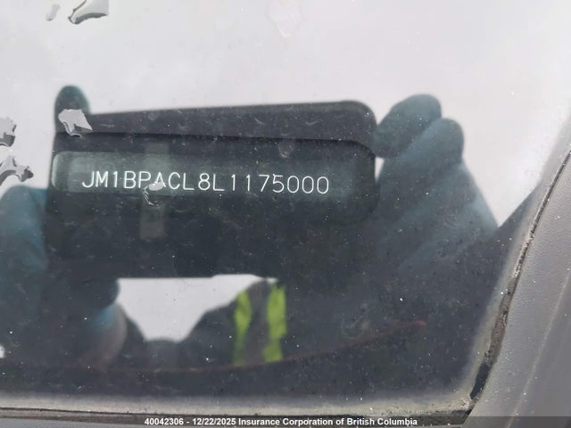 JM1BPACL8L1175000 Mazda 3 SELECT