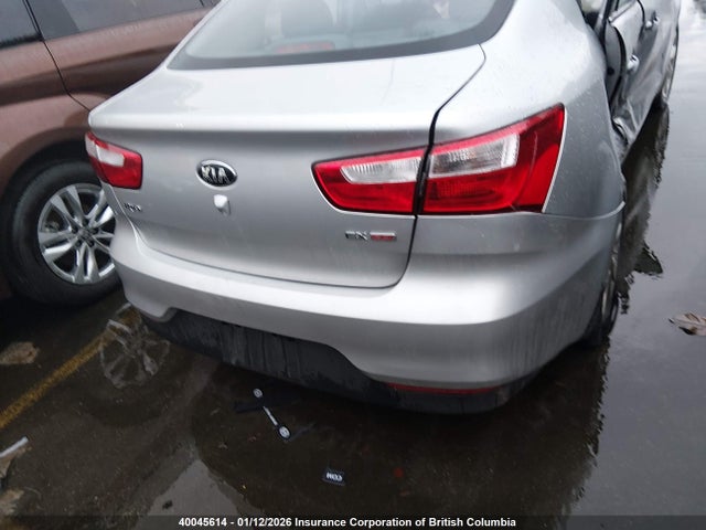 KNADN4A35G6693302 KIA Rio Ex/sx