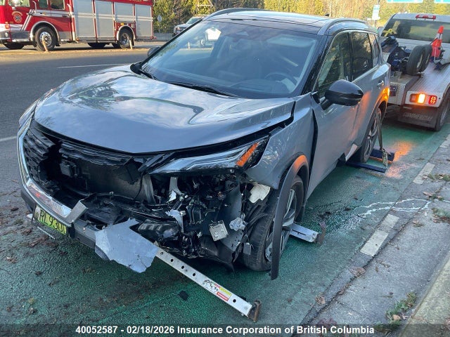 JN8BT3DD3NW277121 Nissan Rogue