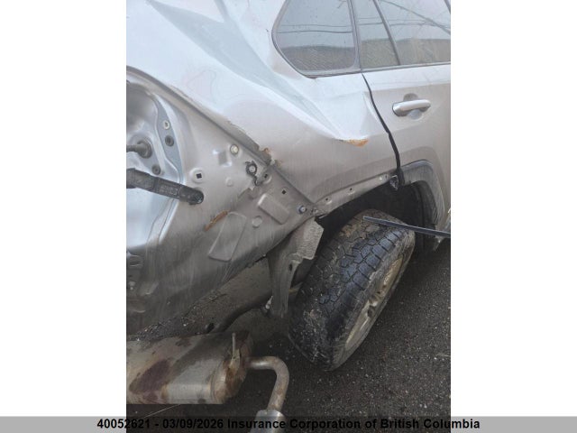 2T3RWRFV9MW110253 Toyota RAV4