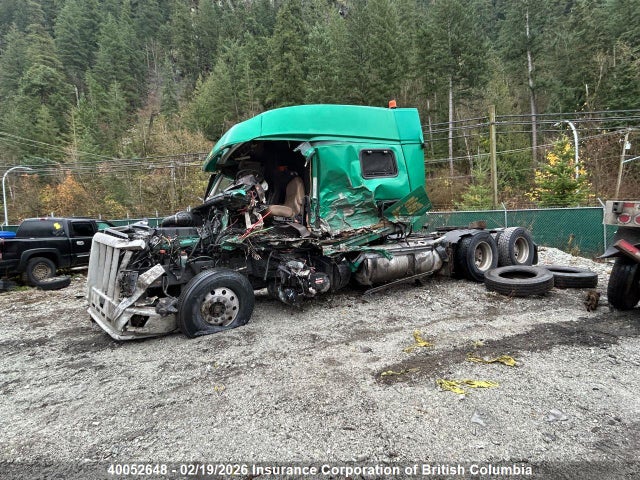 4V4NC9KJ5HN968329 Volvo Vn L