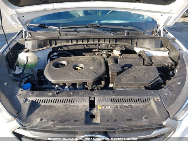 KM8J33A42HU428120 Hyundai TUCSON SE