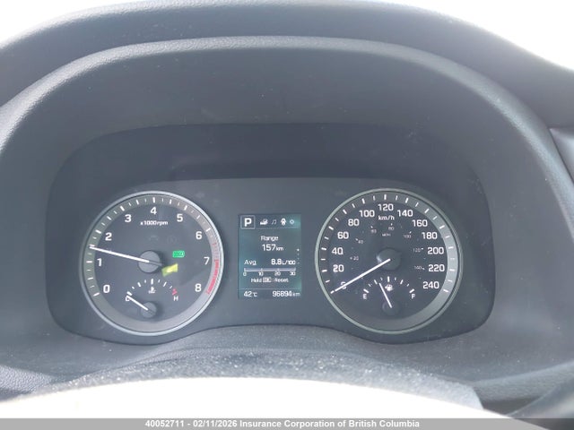 KM8J33A42HU428120 Hyundai TUCSON SE