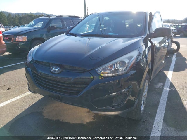 KM8JTCAF7FU096139 Hyundai TUCSON GLS