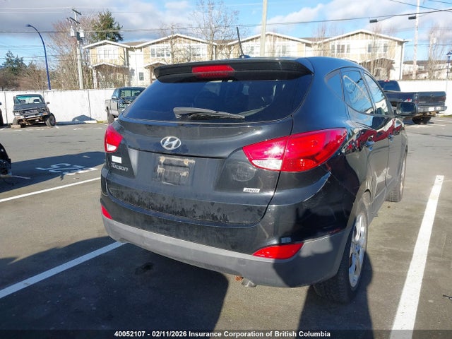 KM8JTCAF7FU096139 Hyundai TUCSON GLS