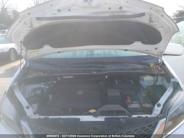 Toyota SIENNA SE 2016 5TDXK3DC8GS748422 Image 10