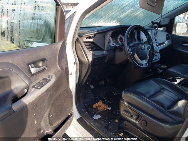 Toyota SIENNA SE 2016 5TDXK3DC8GS748422 Image 19
