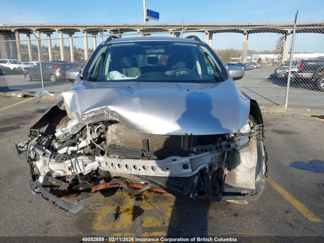 1FMCU9GX8FUB99305 Ford ESCAPE SE