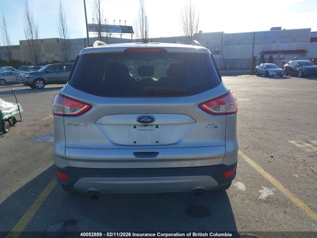1FMCU9GX8FUB99305 Ford ESCAPE SE