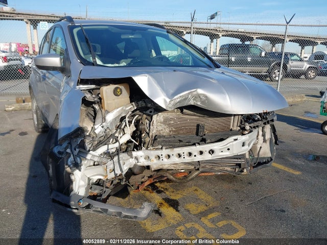 1FMCU9GX8FUB99305 Ford ESCAPE SE