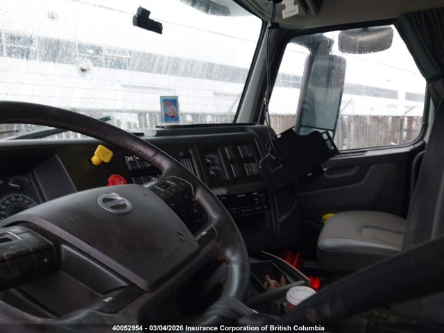 Volvo Vn L 2024 4V4NC9EHXRN653696 Image 11