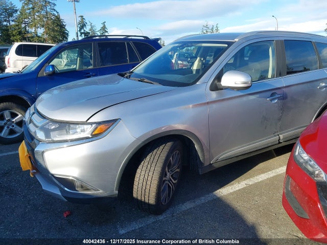 JA4AZ2A37HZ611840 Mitsubishi Outlander Es