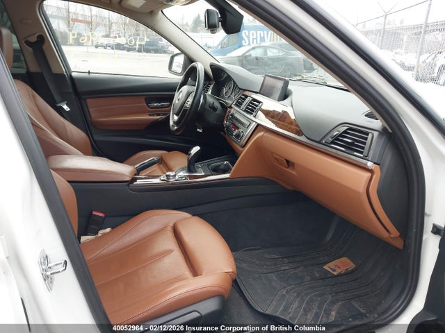 2012 Bmw 3-series მანქანა იყიდება აუქციონზე, vin: WBA3A9C52CFX59933, აუქციონის ნომერი: 40052964