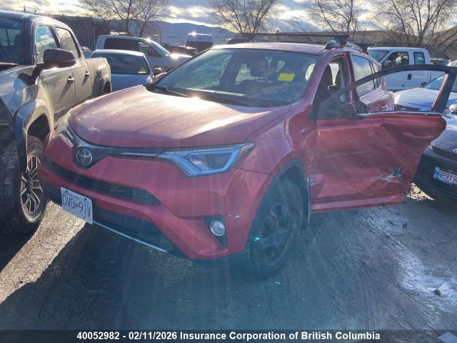 2T3RFREVXHW620585 Toyota RAV4