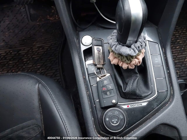 3VV2B7AX8JM107952 Volkswagen Tiguan Se/sel