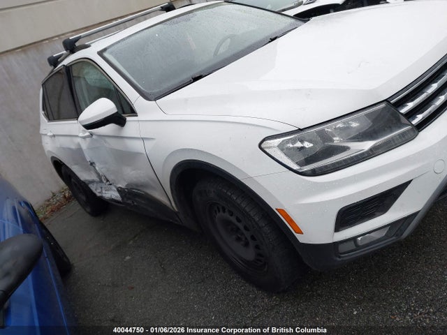 3VV2B7AX8JM107952 Volkswagen Tiguan Se/sel