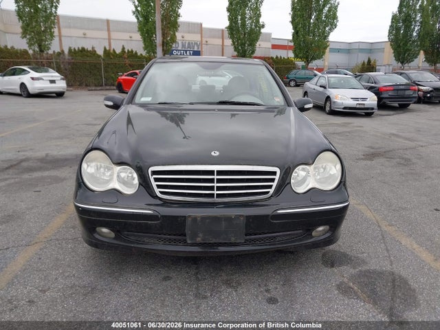 Продажа на аукционе авто 2005 Mercedes-benz C 230k Sport Sedan, vin: WDBRF40J95F703704, номер лота: 40051061