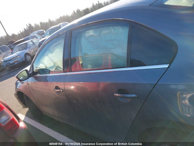 3VW267AJ5GM267212 Volkswagen JETTA S