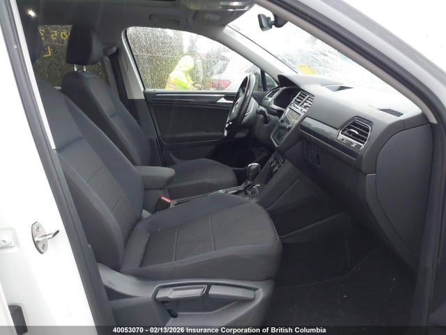 3VV2B7AX2MM139770 Volkswagen Tiguan Se/se R-line Black/sel