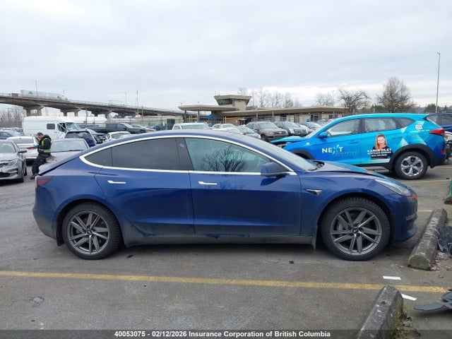 5YJ3E1EA8KF329135 Tesla MODEL 3