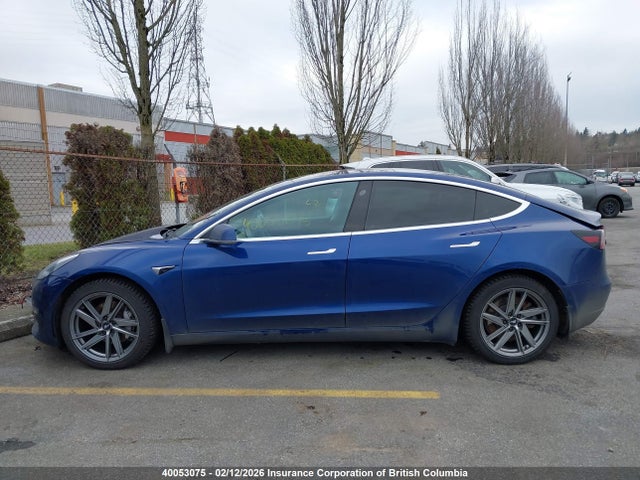 5YJ3E1EA8KF329135 Tesla MODEL 3
