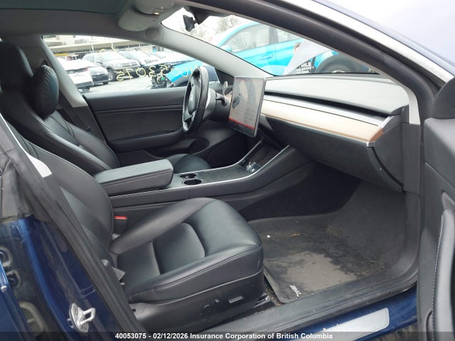 5YJ3E1EA8KF329135 Tesla MODEL 3