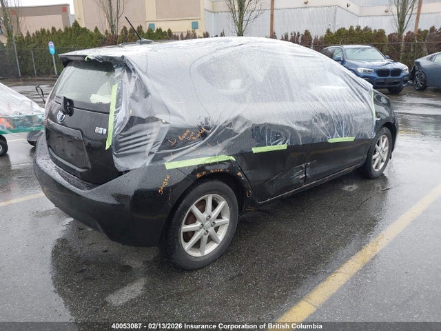JTDKDTB37E1570634 Toyota Prius