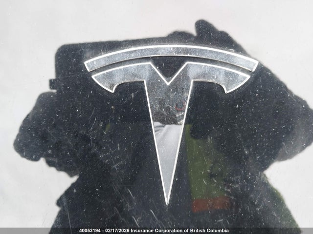 5YJ3E1EA8JF027424 Tesla MODEL 3