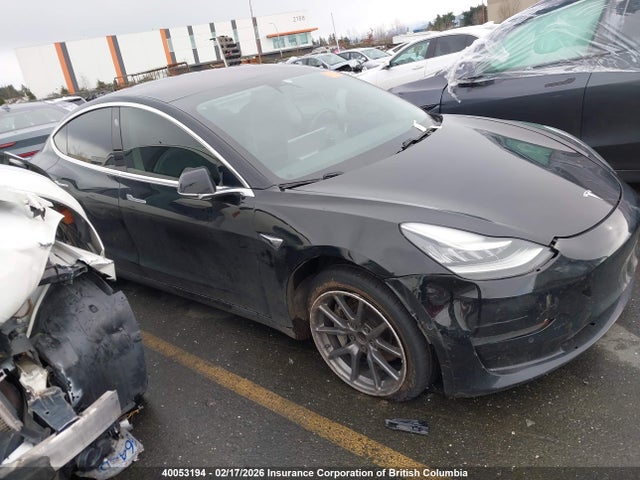 5YJ3E1EA8JF027424 Tesla MODEL 3